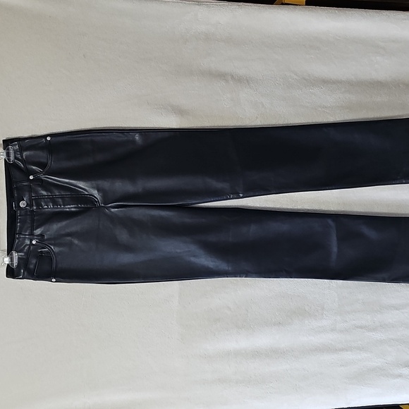 Express Black Faux Leather High Waisted 90's Slim Leg Pants Sz 4 - Picture 5 of 9